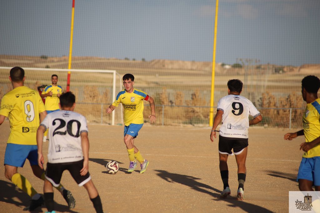 C.F. Torrubia cae por la mínima ante el C.D. Triana Tresjuncos en un nuevo amistoso 20 futbol 39