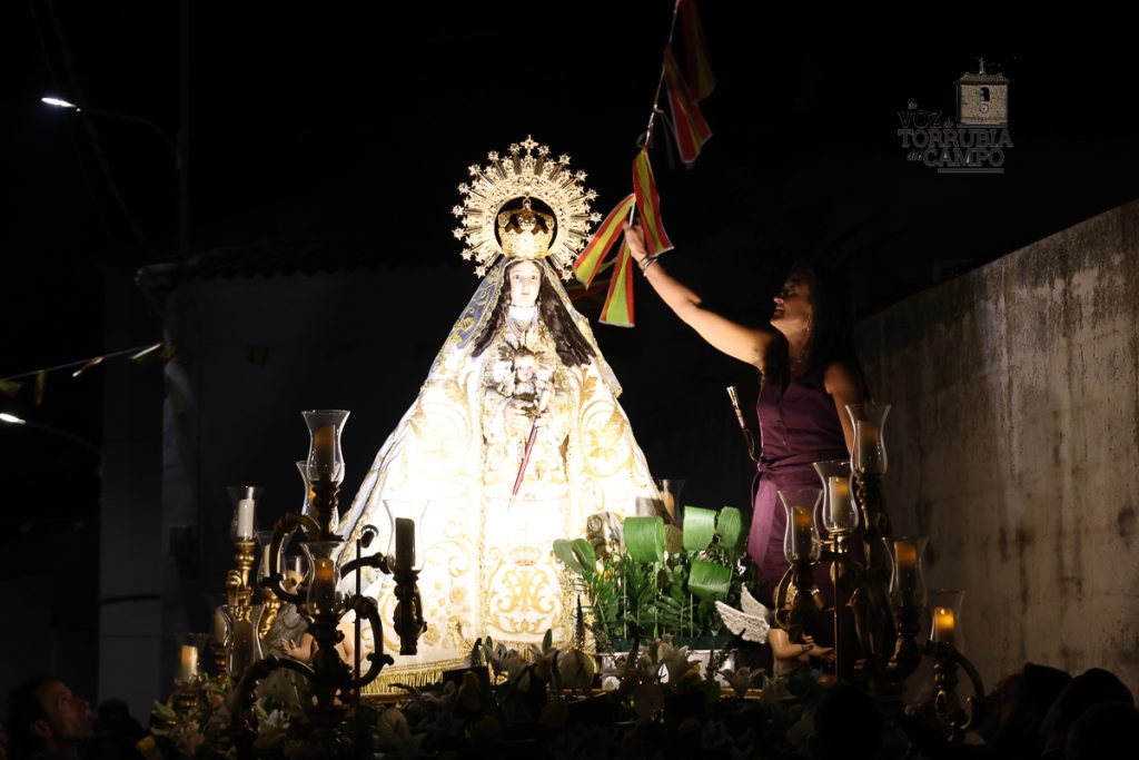 Procesion 17