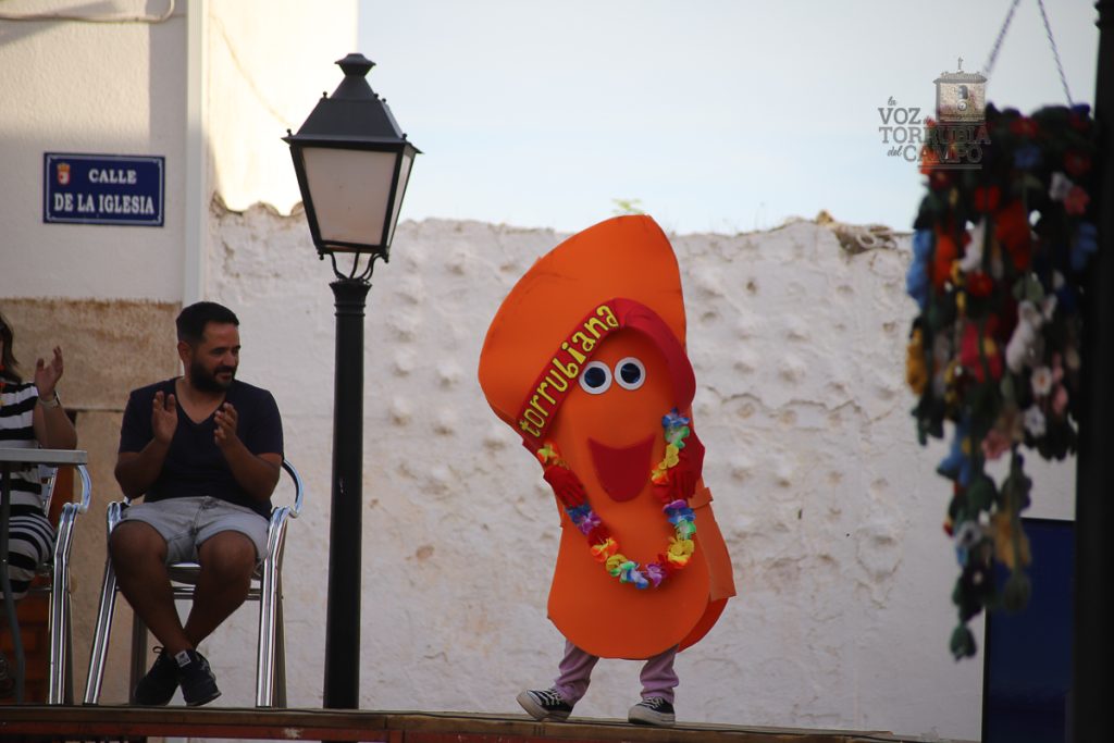 espectaculo y mask 13